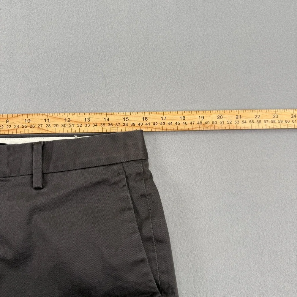 Banana Republic Chino Pants Men 31x30 Charcoal Gray Fulton Slim Straight Stretch
